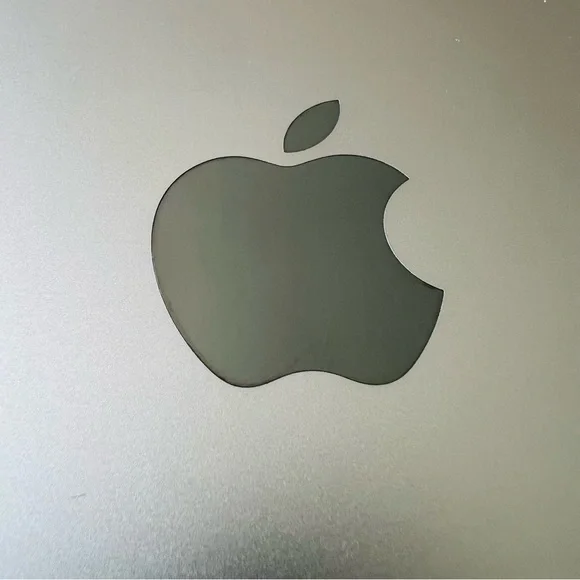 Applel MacBook Pro 13-inch - Picture 8 of 14